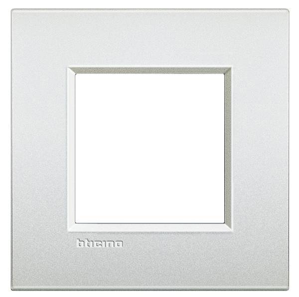 Legrand Rahmen Living&Light Weiß LNC4802PR 1St.