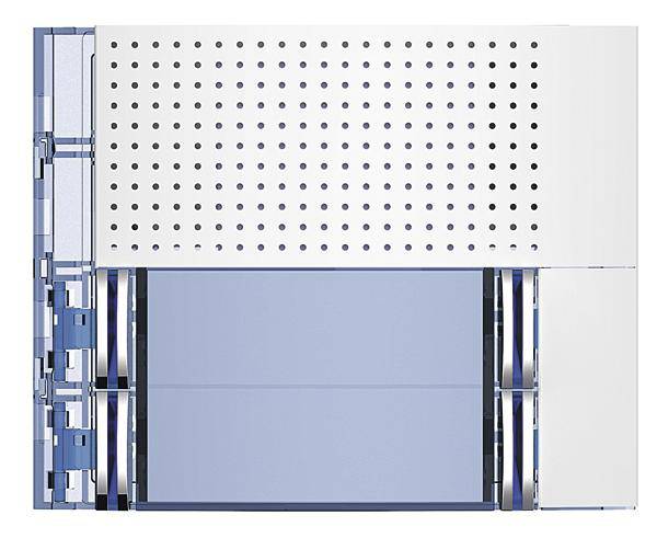 Darstellung eines Sandwichpaneels mit perforierter Oberseite, blauer Isolierung und Metallstruktur.