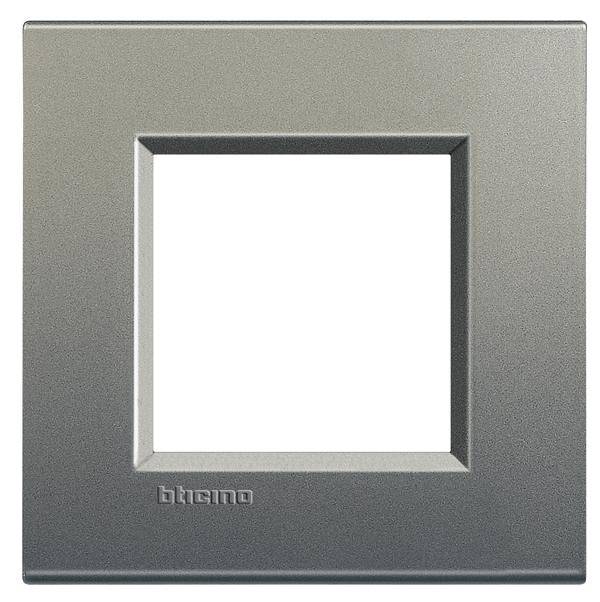 Legrand Rahmen Living&Light Grau LNA4802AE 1St.