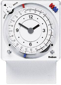 Runder Zeitschaltuhr-Timer mit schwarzen, blauen und roten Segmenten. Zeigt eine Zeit von ca. 9 Uhr. Schalter für 'auto' und 'perm'.