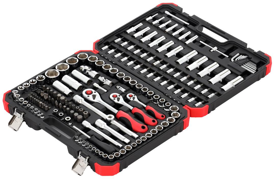 Schwarz-rotes Werkzeugset mit Ratschen, Stecknüssen und Bits in einem offenen Koffer.