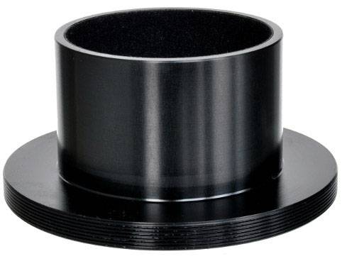 Schwarze zylindrische Metallhülse mit breitem Flansch, möglicherweise ein Maschinenteil oder Adapter.