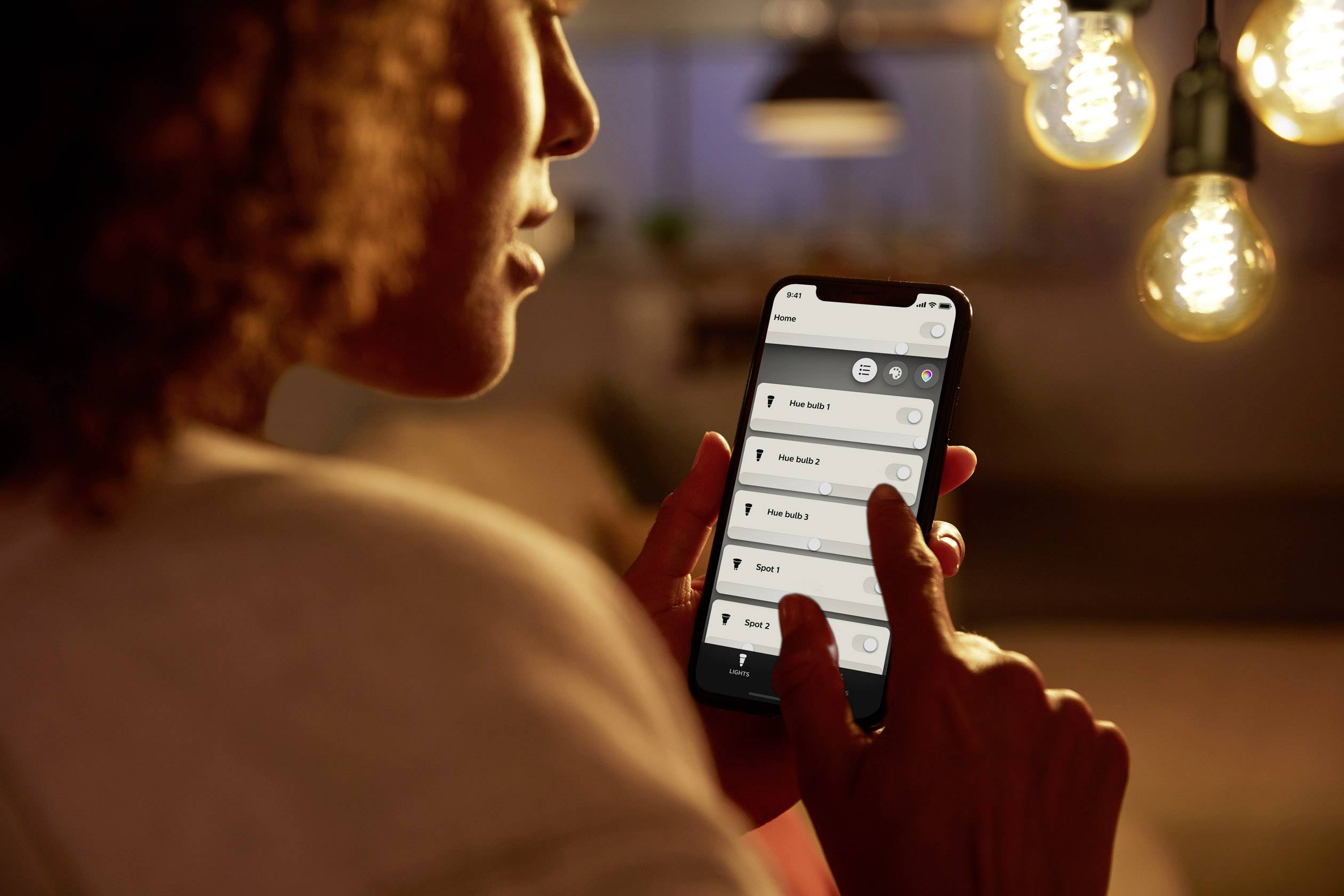 Philips Lighting Hue LED-Leuchtmittel (einzeln) 929002241201 EEK: G (A - G) E27 7W Warmweiß EEK: G (A - G)