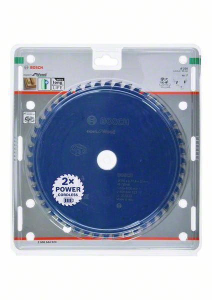 Bosch Kreissägeblatt, geeignet für Holz, hohe Lebensdauer. Verpackung zeigt 2x mehr kabellose Leistung.