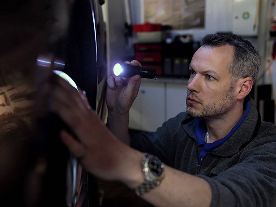 Ledlenser P7 & Memory-Stick LED Taschenlampe batteriebetrieben 450lm 25h 190g