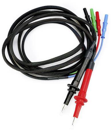 Mehrere Prüfspitzen mit bunten Kabeln, darunter schwarz, rot, blau und grün; verwendet für elektrische Messungen.