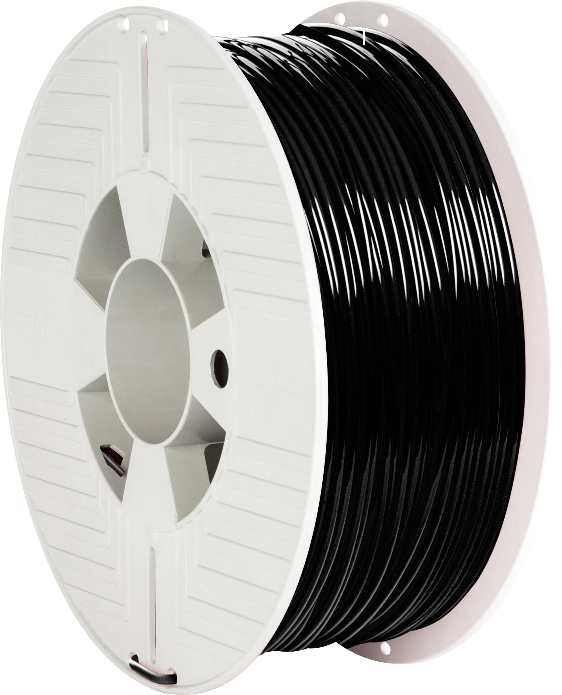 Eine Rolle schwarzes 3D-Druckerfilament aus Kunststoff, aufgewickelt auf einer weißen Spule, vor einem weißen Hintergrund.