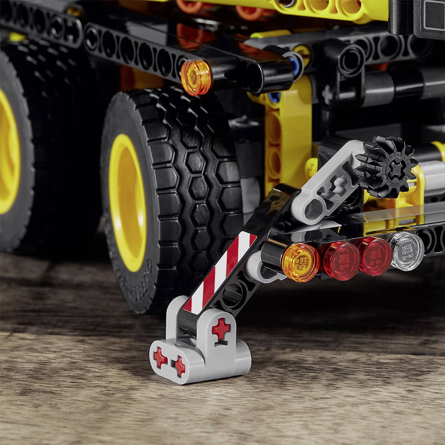 42108 LEGO® TECHNIC Kran-LKW