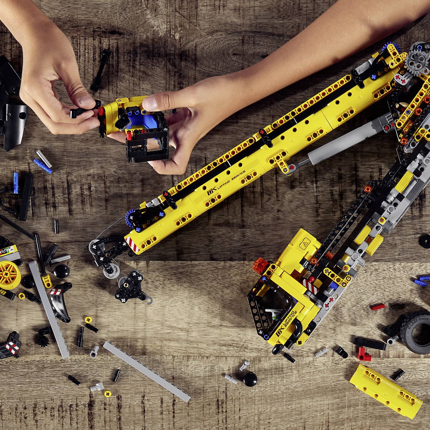 42108 LEGO® TECHNIC Kran-LKW