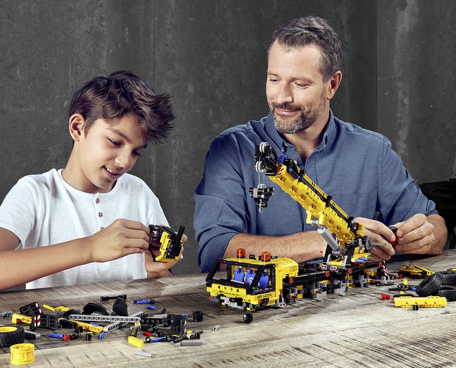 42108 LEGO® TECHNIC Kran-LKW