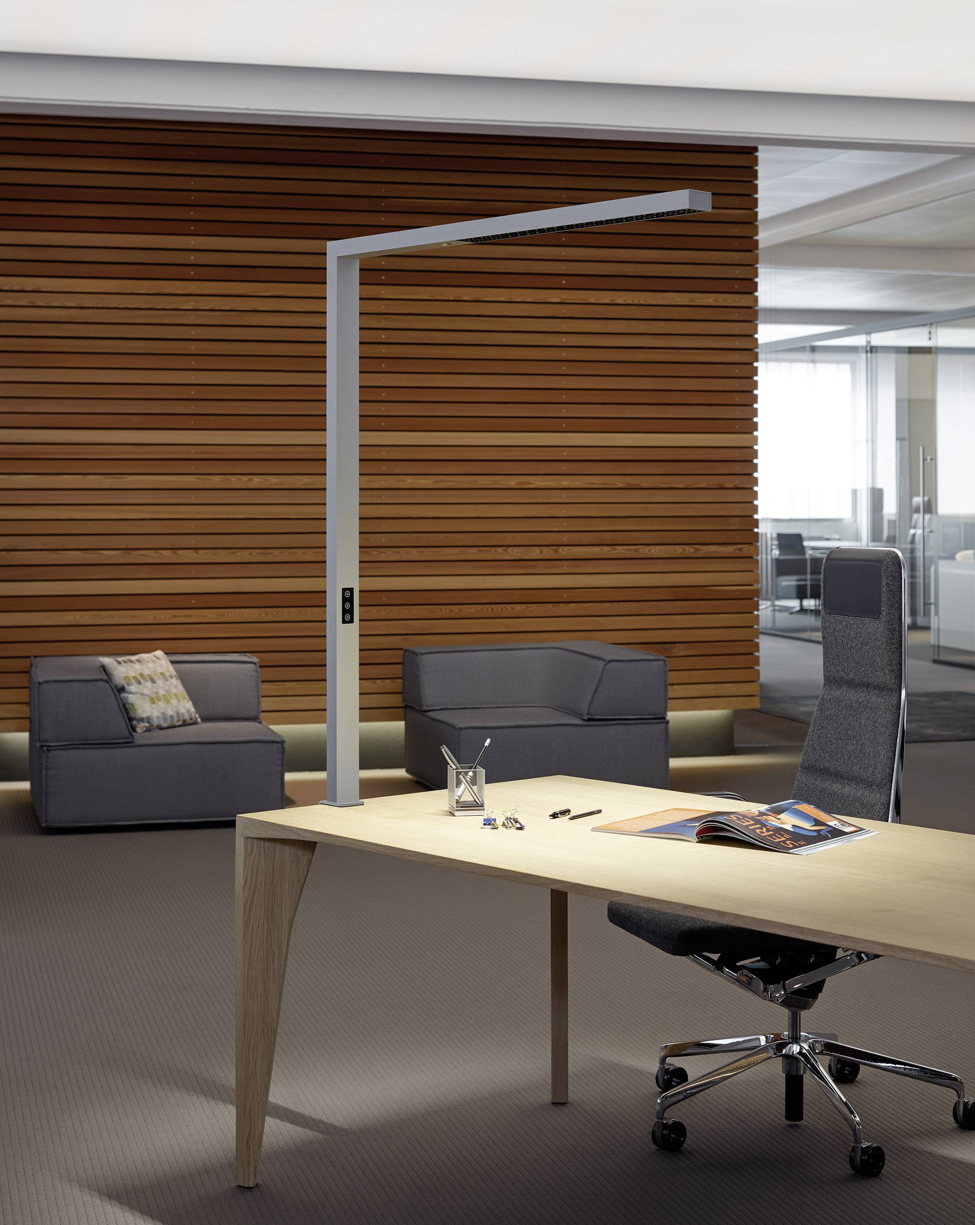 Maul MAULsirius 8259395 LED-Klemmleuchte mit Bewegungsmelder F (A - G) 81 W Silber