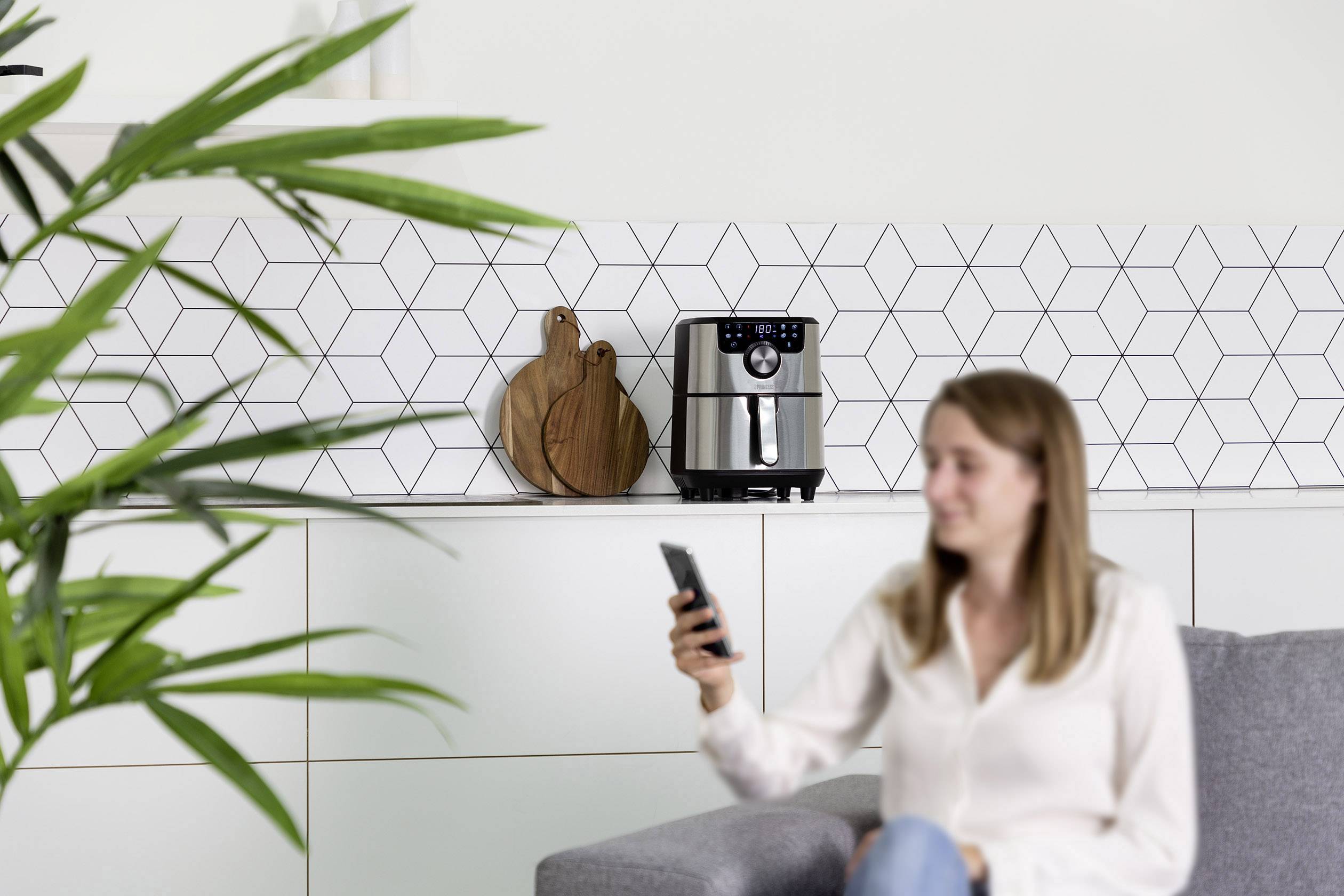 Princess 01.182037.01.001 Heißluft-Fritteuse 4.5l 1500W App steuerbar, Timerfunktion Schwarz, Silber