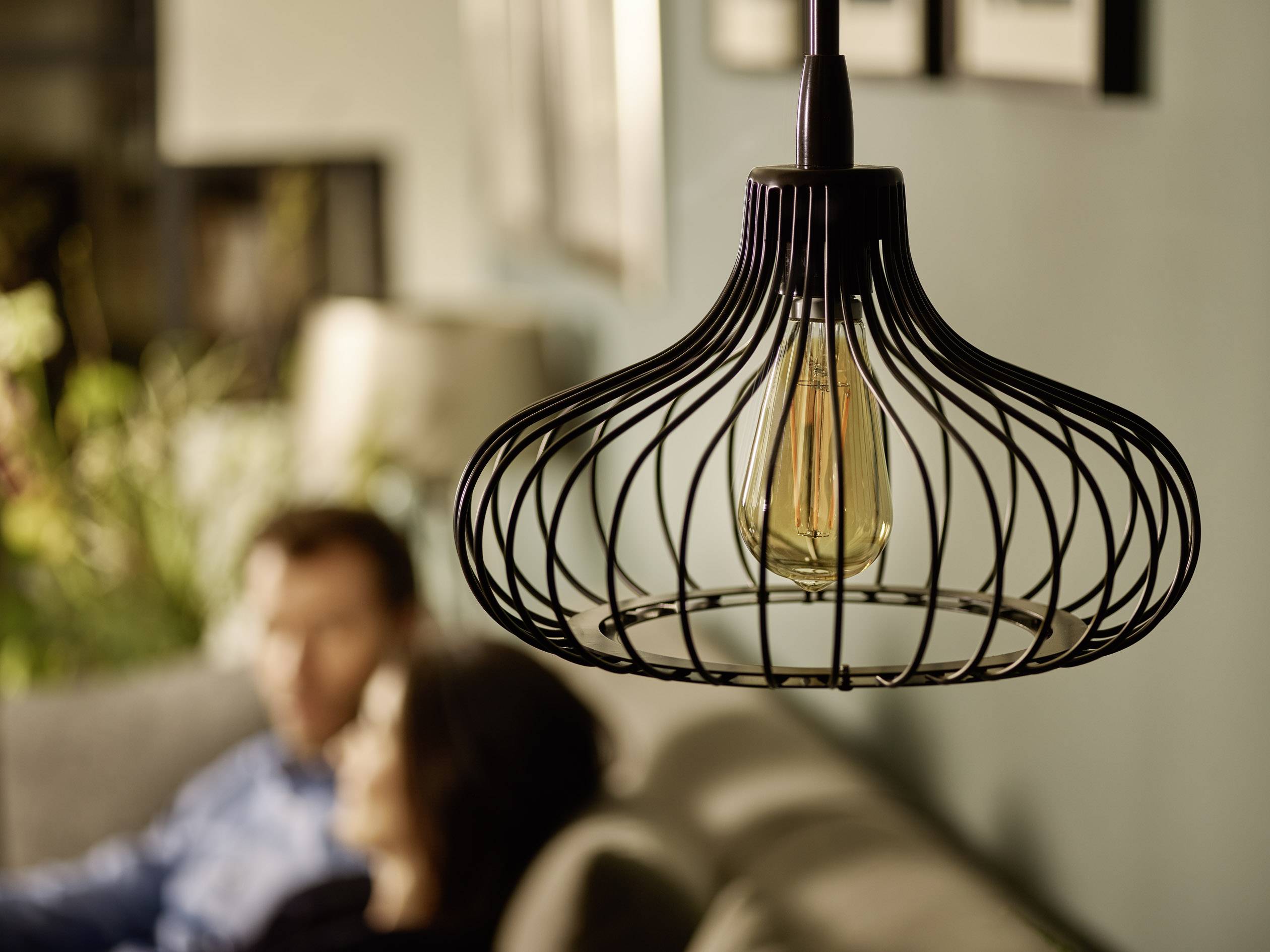 Philips 67354300 LED EEK F (A - G) E27 Spezialform 4W = 35W Warmweiß (Ø x L) 6.4cm x 14.2cm Filament 1St.