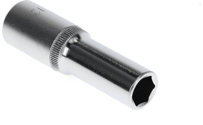 Silberne Stecknuss, sechskantig, mit geriffeltem Griff für besseren Halt, Größe 12.