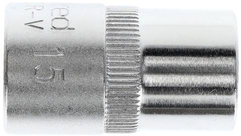 Metallische Steckbuchse mit geriffeltem Ring und der Aufschrift '15'.