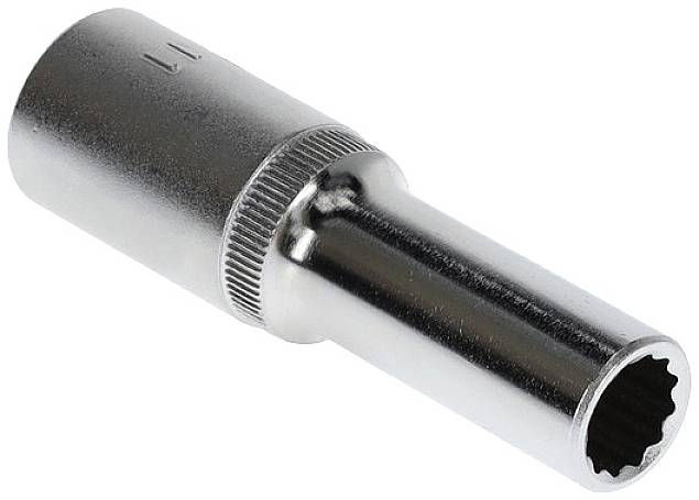 Ein silberner Steckschlüssel, zylindrische Form, hauptsächlich für mechanische Arbeiten oder Reparaturen verwendet.