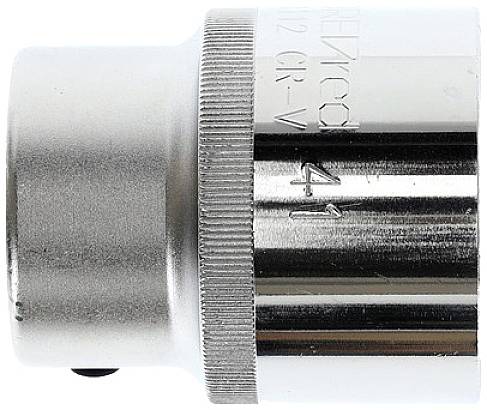 Metallische Stecknuss mit Aufschrift. Sie hat einen glänzenden und geriffelten Bereich. Geeignet für Schraubarbeiten mit einem Steckschlüssel.