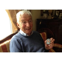 Weenect Silver GPS Tracker Personentracker Grau Weenect Silver GPS Tracker Personentracker Grau