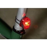 Sigma Fahrradbeleuchtung Set AURA 80 / Nugget Set LED akkubetrieben Schwarz Sigma Fahrradbeleuchtung Set AURA 80 / Nugget Set LED akkubetrieben Schwarz