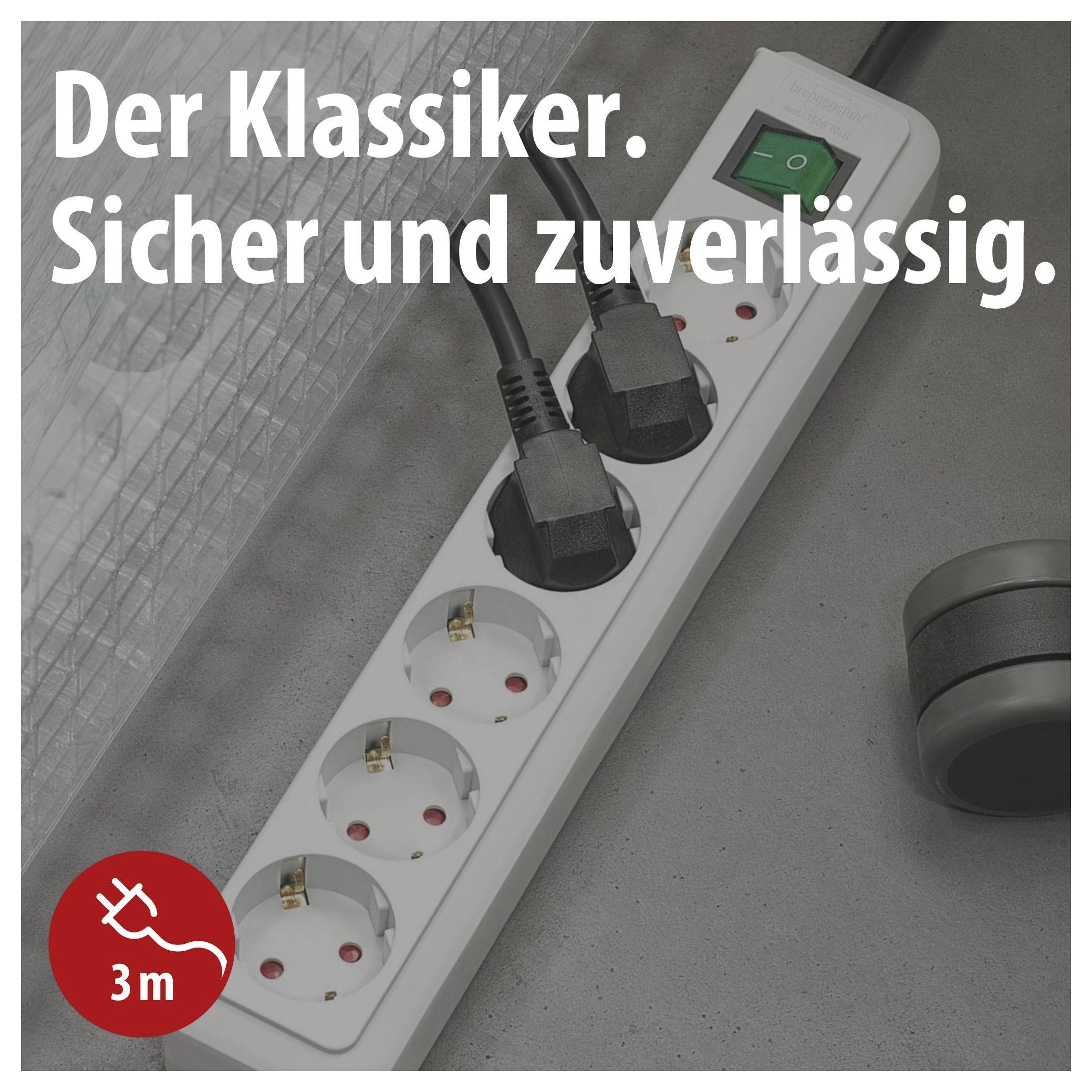 Weiße Steckdosenleiste mit mehreren eingesteckten Steckern; Werbetext 'Der Klassiker. Sicher und zuverlässig.', Hinweis auf 3 m Kabel.