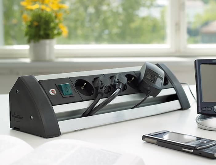 Brennenstuhl 1394000416 Steckdosenleiste mit Schalter 6fach Schwarz, Silber Schutzkontakt 1 St.