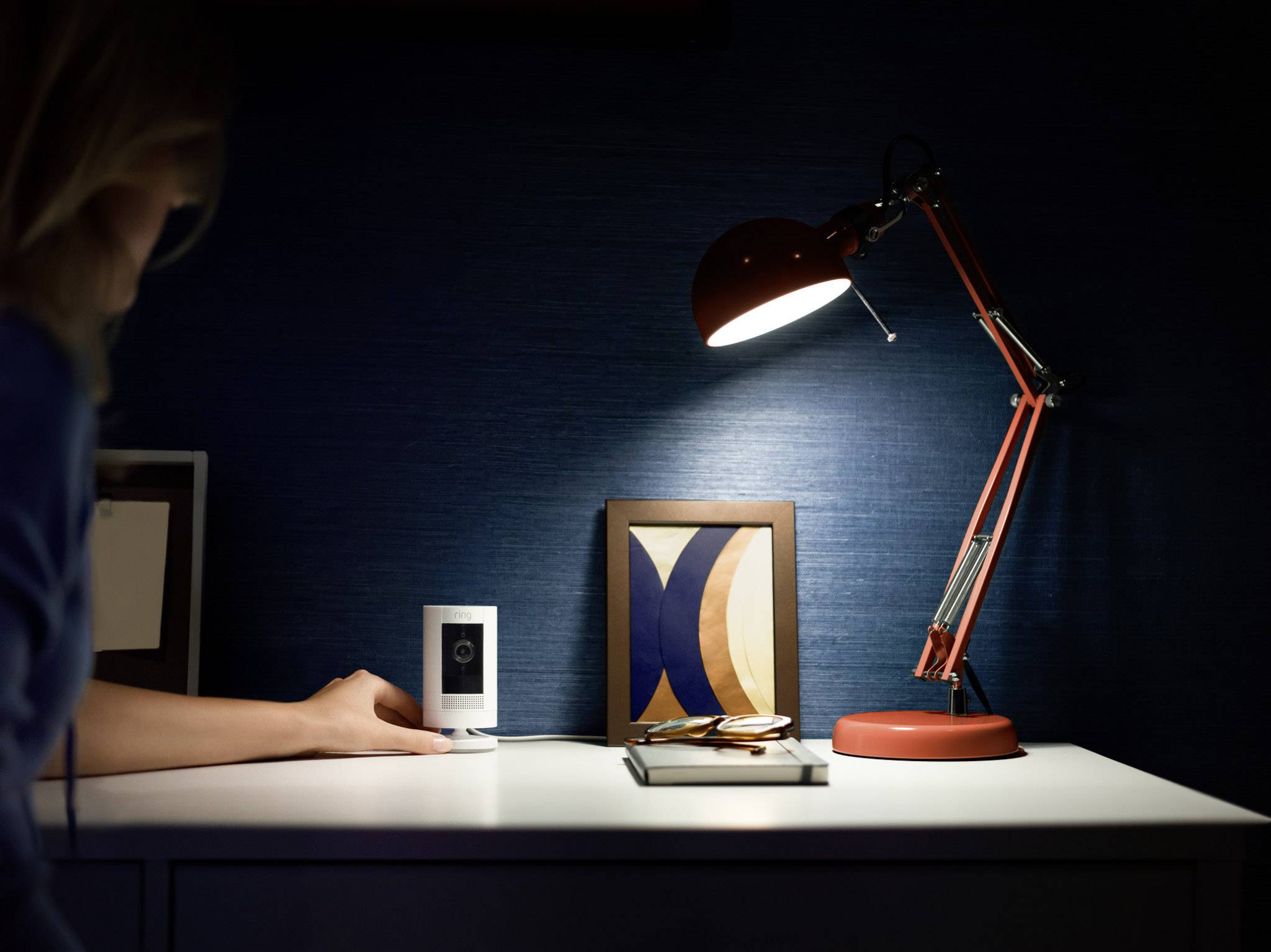 ring Stick Up Cam Plugin 8SW1S9-WEU0 WLAN IP Überwachungskamera 1920 x 1080 Pixel