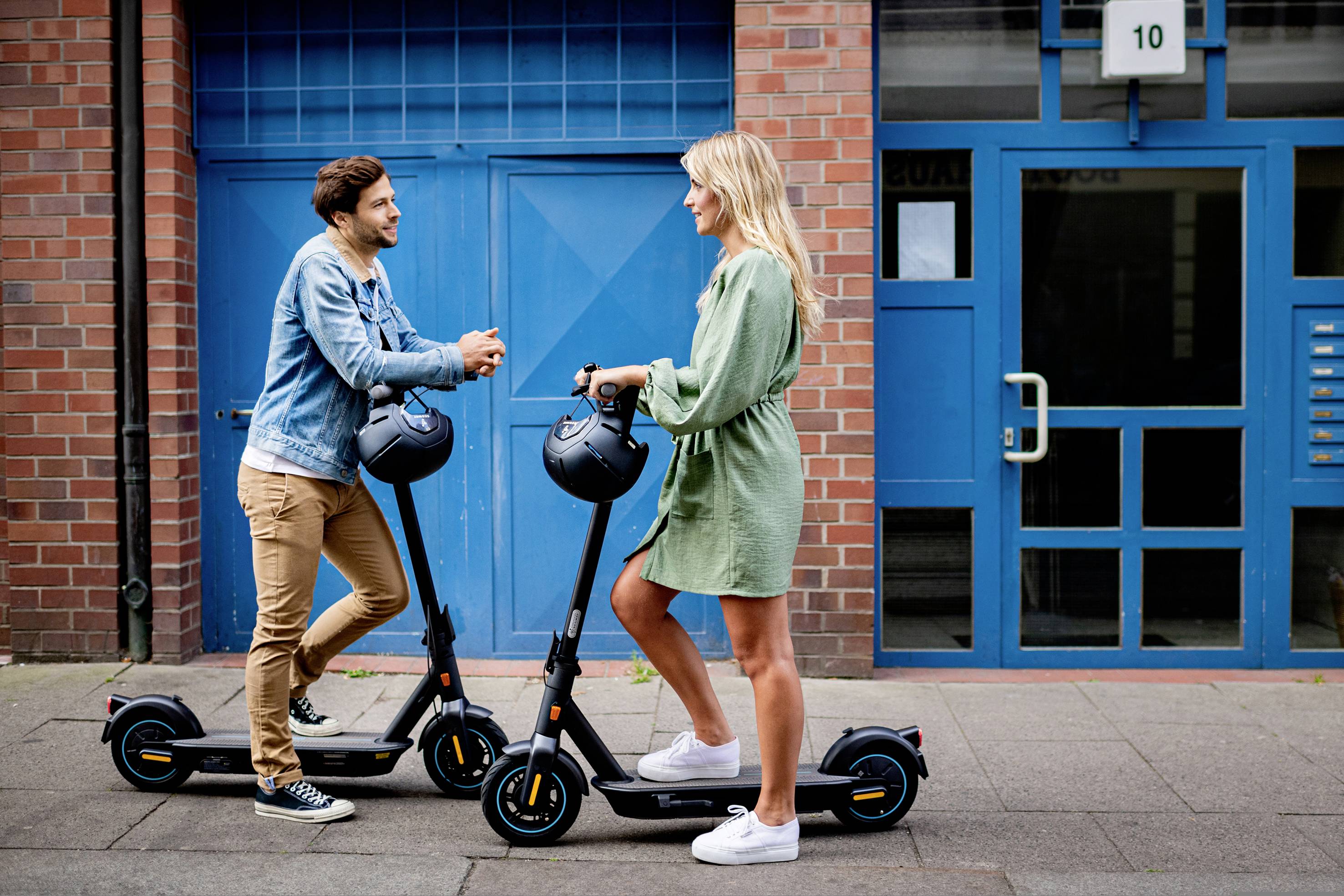Segway Ninebot KickScooter MAX G30D powered by SEGWAY E-Scooter Dunkelgrau Li-Ion 36 V 15.3 Ah Straßenzulassung: Deutschland