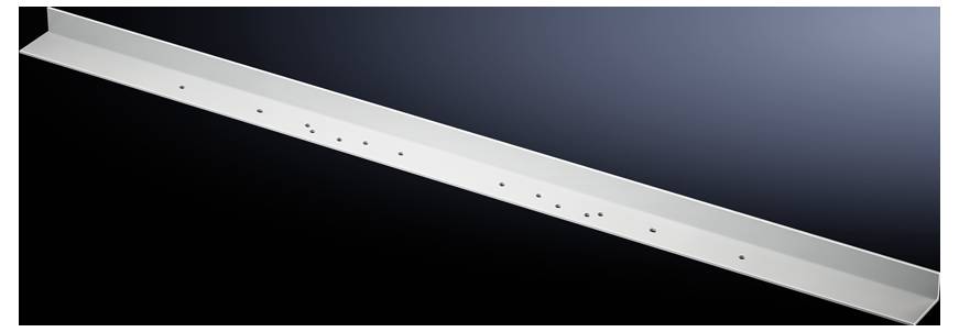 Langes, dünnes, metallisches Bauteil mit mehreren kleinen Löchern, diagonal platziert auf einem dunkelgrauen Hintergrund.