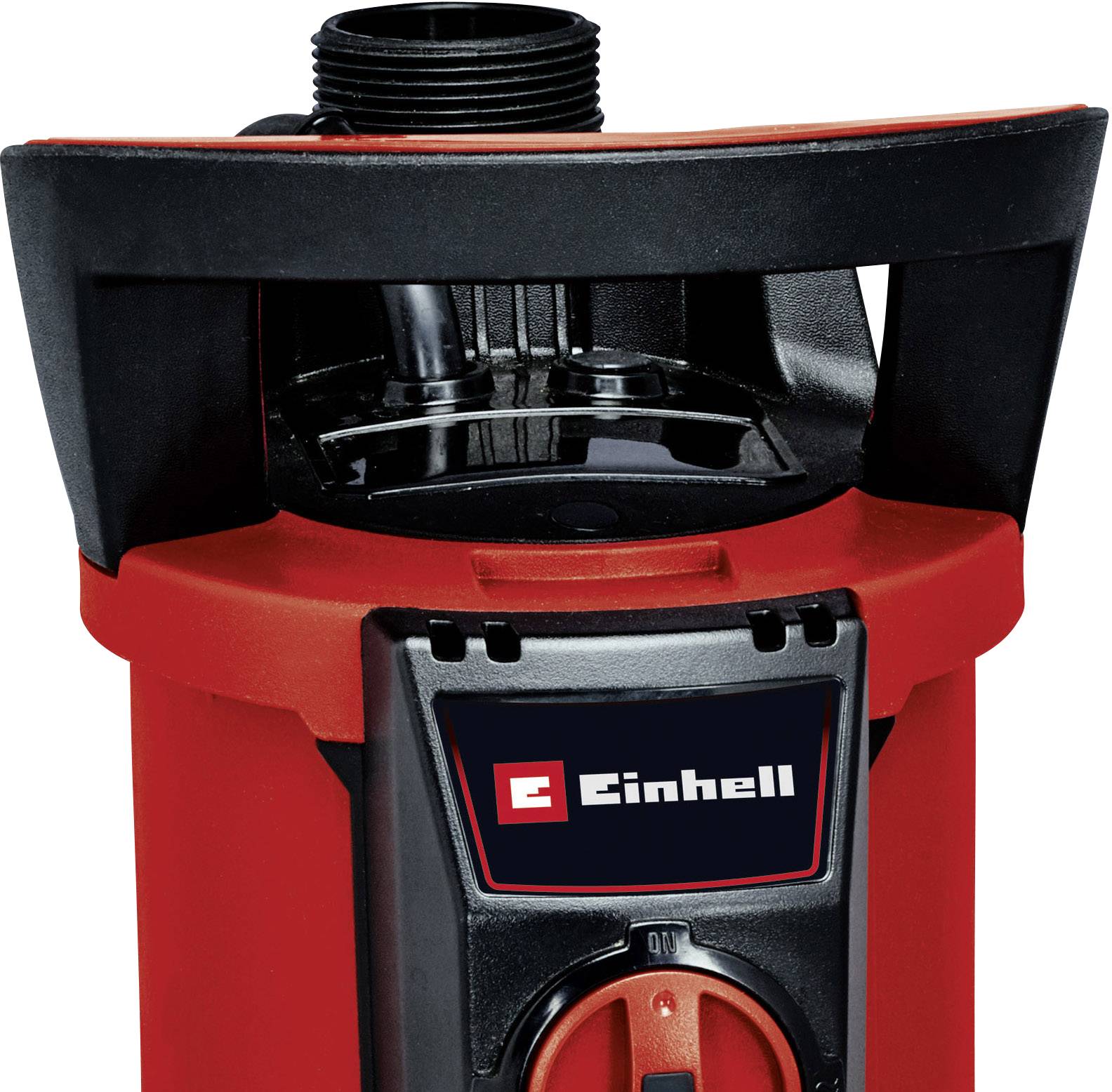 Eine rote Tauchpumpe der Marke Einhell mit einem schwarzen Griff und einem Wasseranschluss oben.