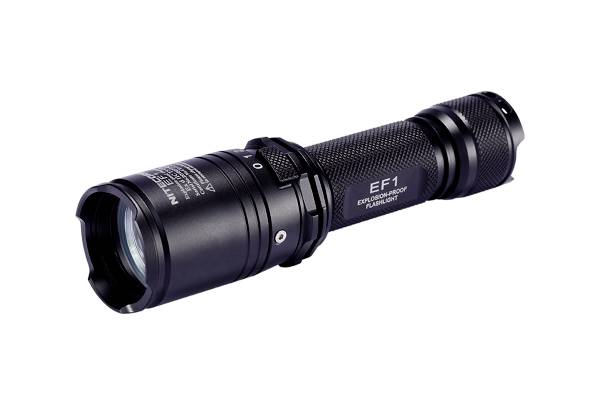 NiteCore EF1 Taschenlampe 830lm 270m