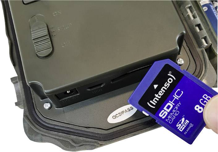 Berger & Schröter BG962-X36W Colorbild Wildkamera 36 Megapixel Zeitrafferfunktion, Tonaufzeichnung, No-Glow-LEDs 3-farbig