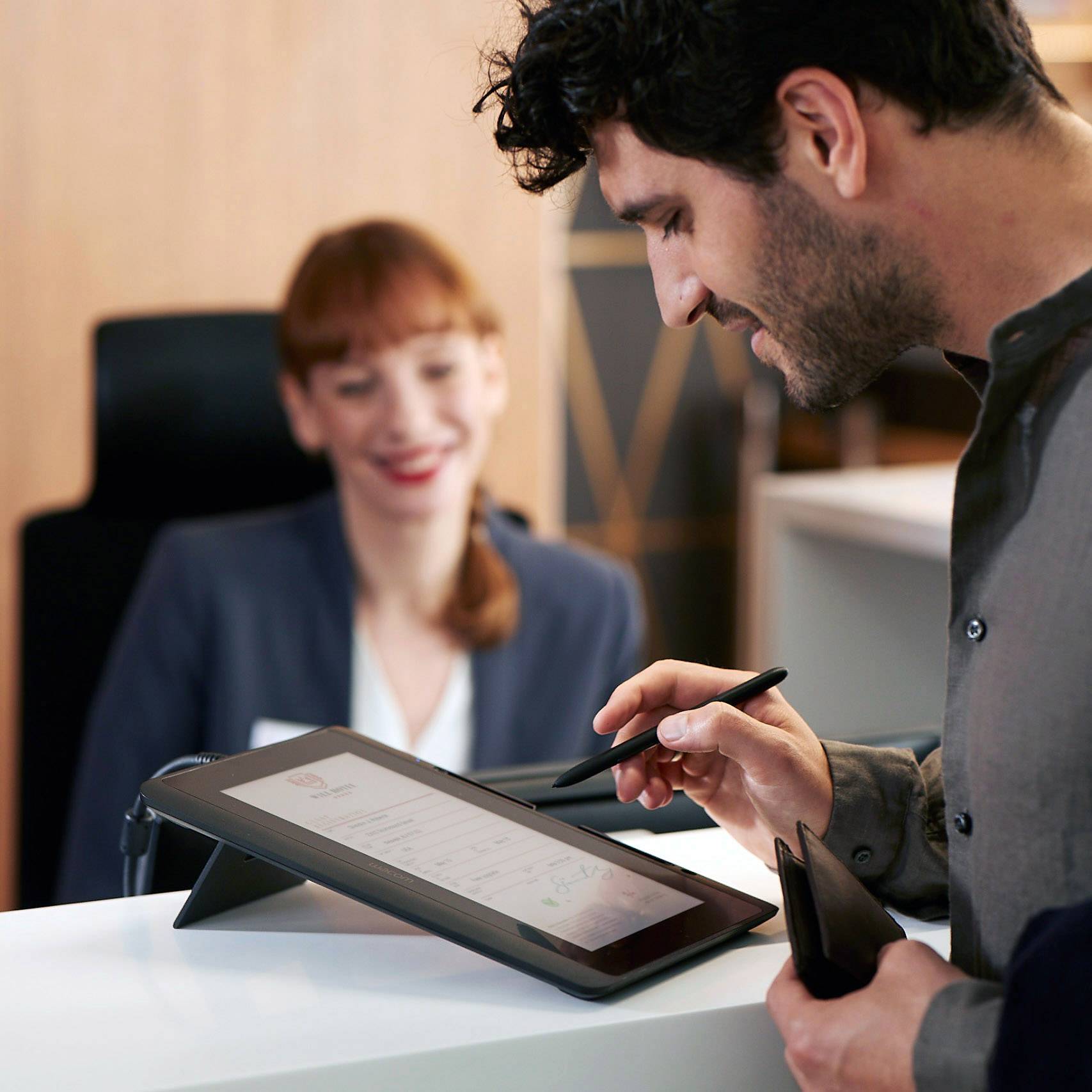 Wacom DTH-1152 Pen & Touch Display USB Stift-Display, Unterschriften-Pad Schwarz