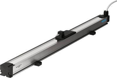 Linearmesssystem mit Kabelanschluss auf einer Seite, flache Bauweise, Messschlitten in der Mitte zur Positionserfassung.