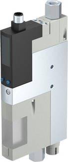 Ein elektrisches Ventil in silbernem und schwarzem Gehäuse mit mehreren Anschlussöffnungen. Verwendet zur Regulierung von Gas- oder Flüssigkeitsströmen in industriellen Anwendungen.