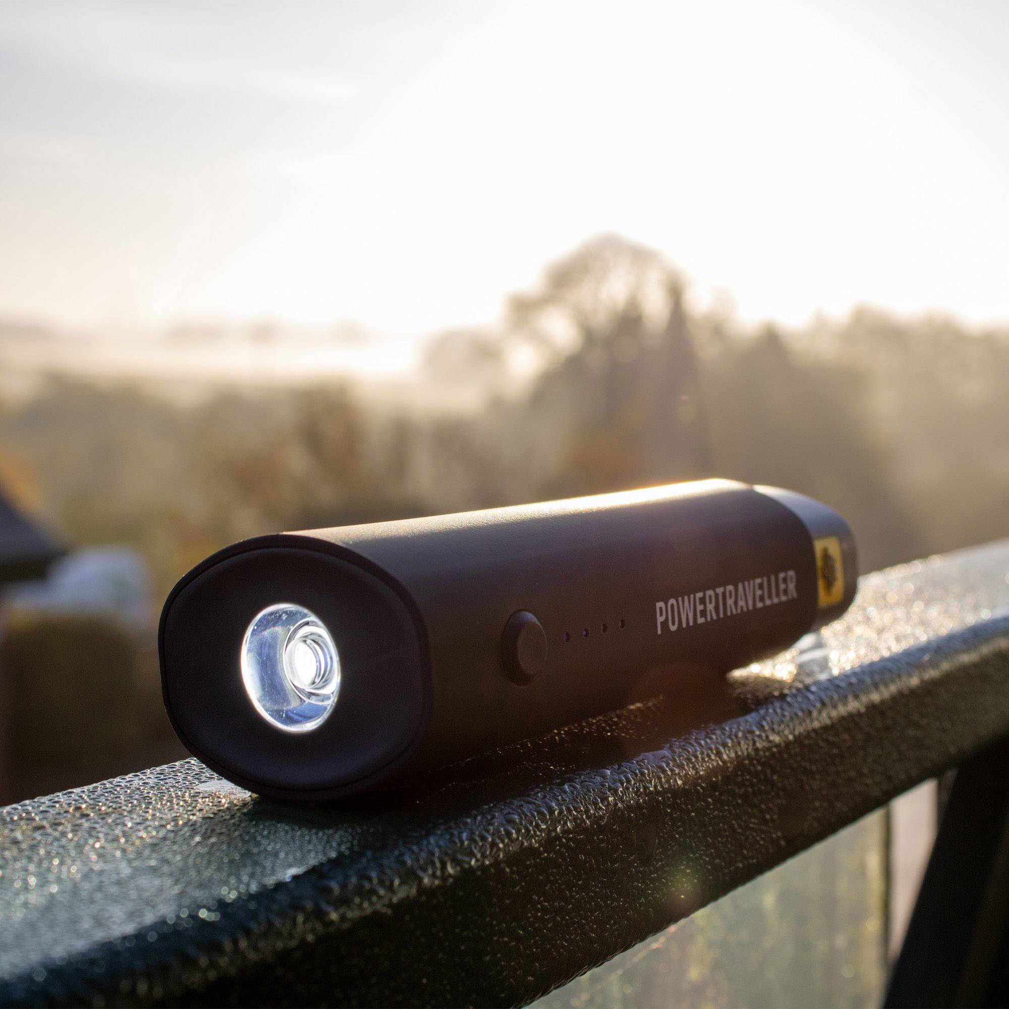 Power Traveller Merlin 15 Powerbank 3350 mAh Li-Ion USB-A, USB-C® Schwarz Outdoor, Taschenlampe, Statusanzeige