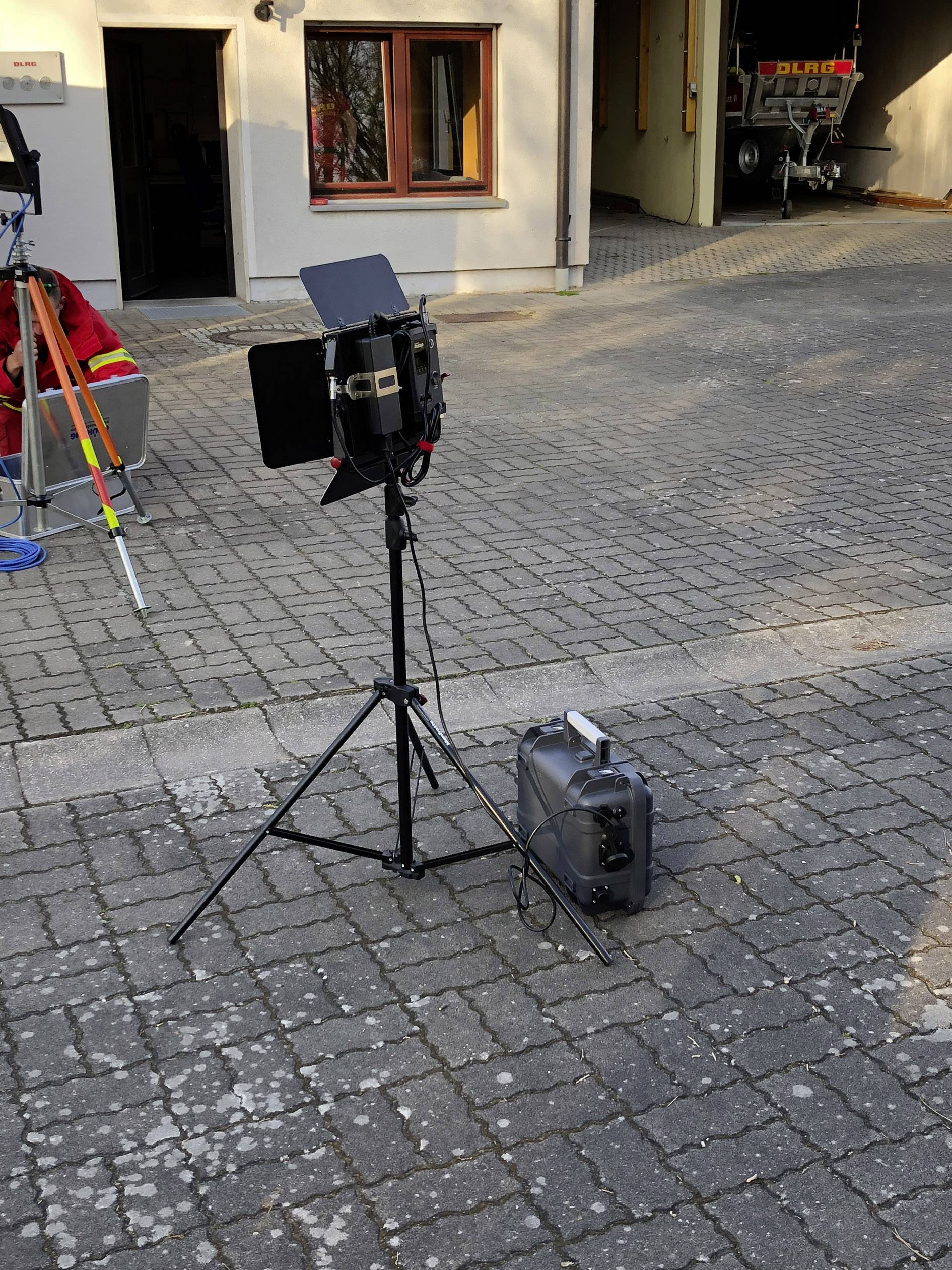 CEUS SV0.1-DC-L Powerstation 12800 mAh Li-Ion Anthrazit ohne Laderegler