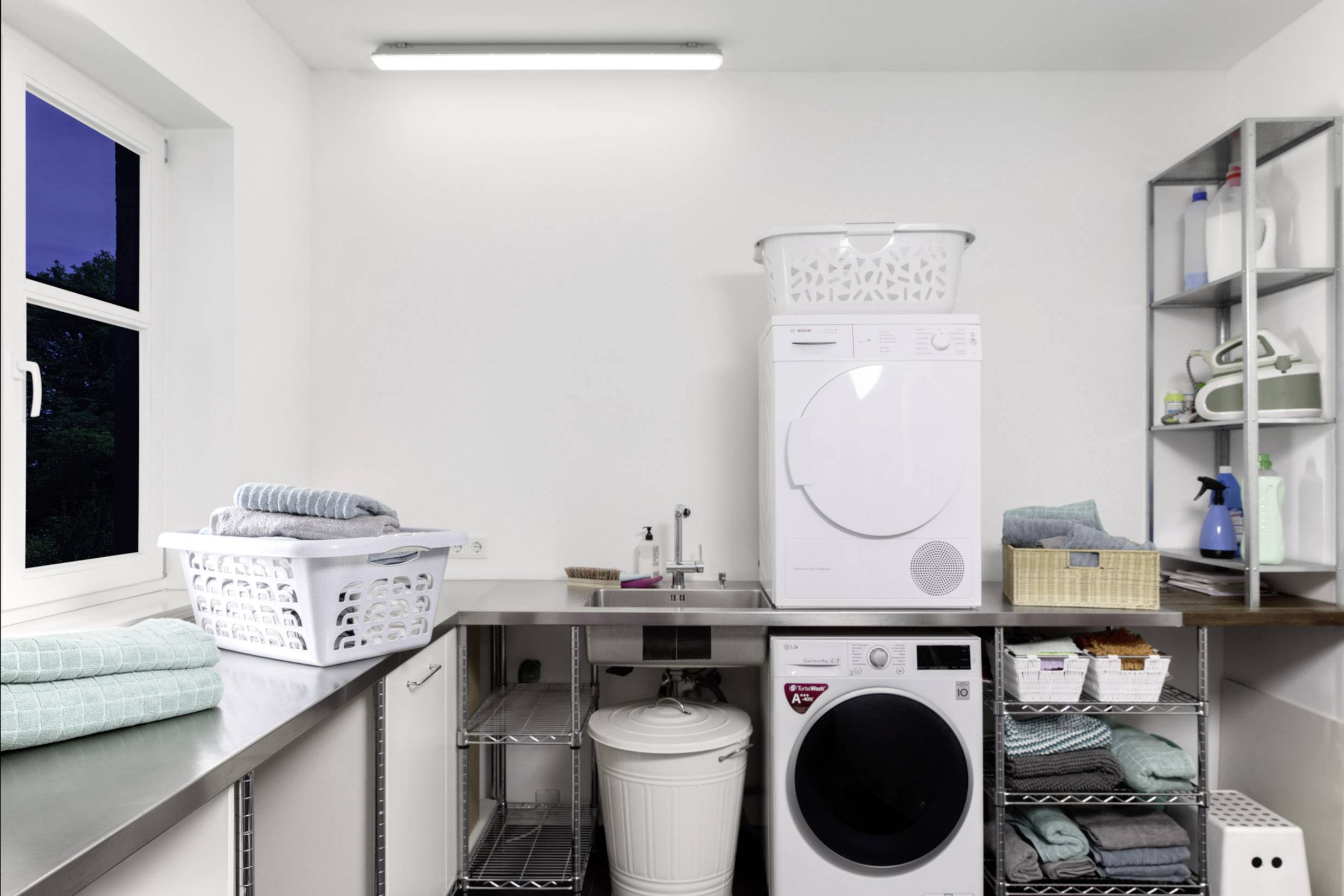 LEDVANCE SUBMARINE Integrated (EU) L LED-Feuchtraum-Wannenleuchte 48W