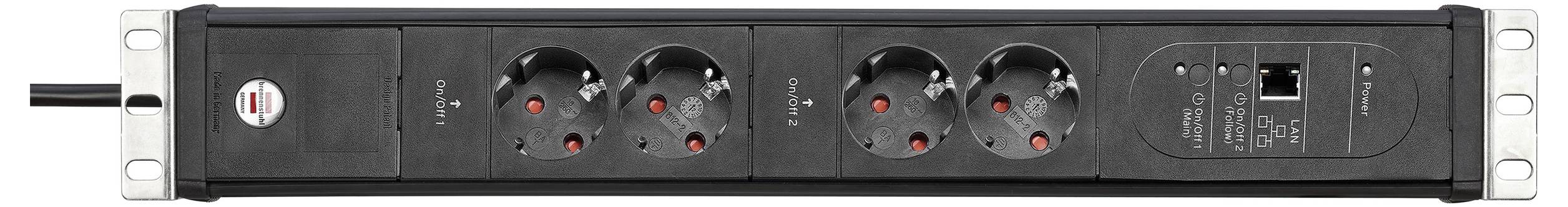 Rack-montierte Stromverteilungseinheit mit vier Steckdosen, zwei runden Tasten/Anzeigelampen und einem digitalen Display am rechten Ende.