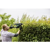 Bosch Home and Garden AdvancedHedgecut 70 Elektro Heckenschere mit Schutzbügel 500 W 700 mm Bosch Home and Garden AdvancedHedgecut 70 Elektro Heckenschere mit Schutzbügel 500 W 700 mm