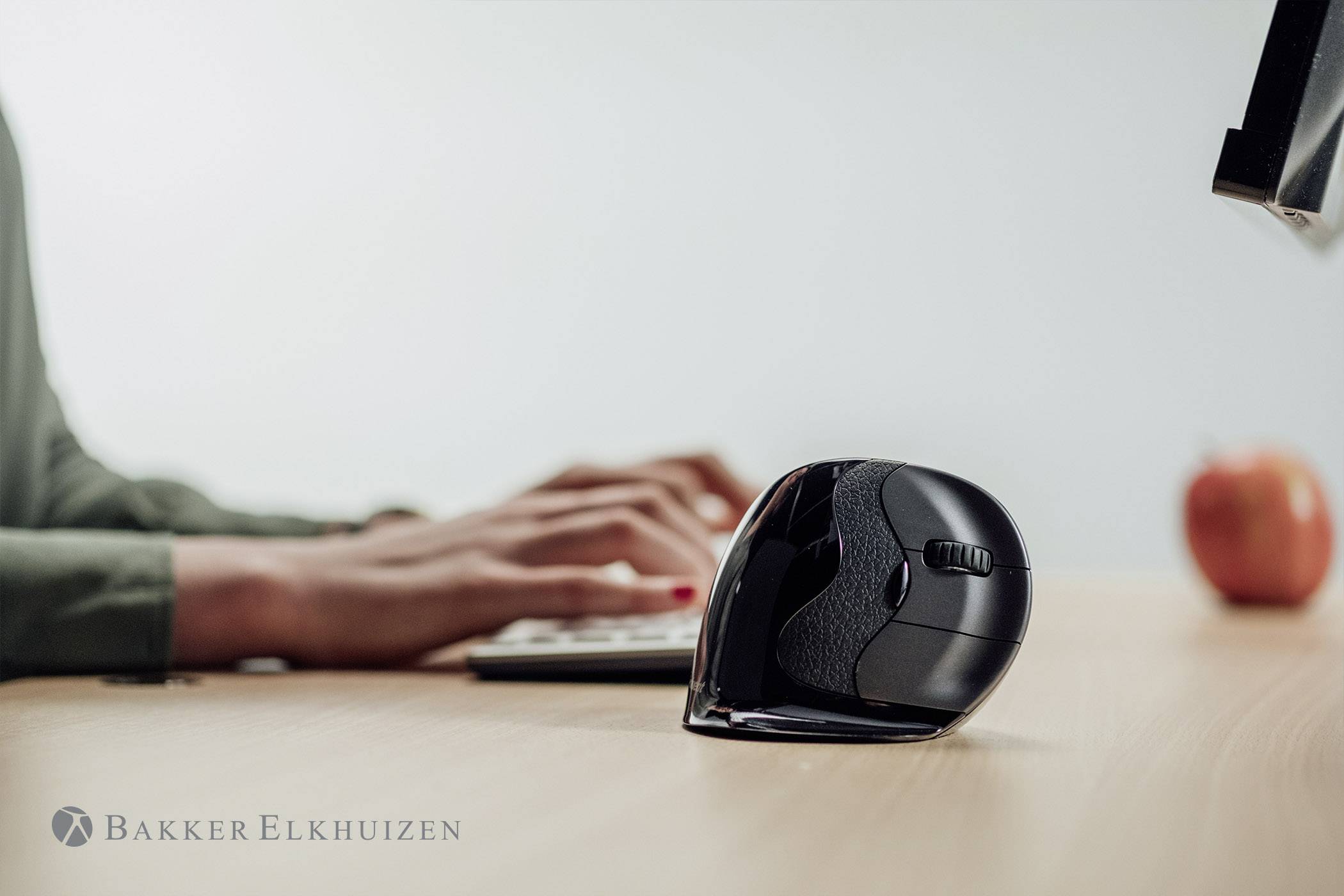 BakkerElkhuizen Evoluent D Maus Funk Optisch Anthrazit 6 Tasten 3200 dpi Ergonomisch