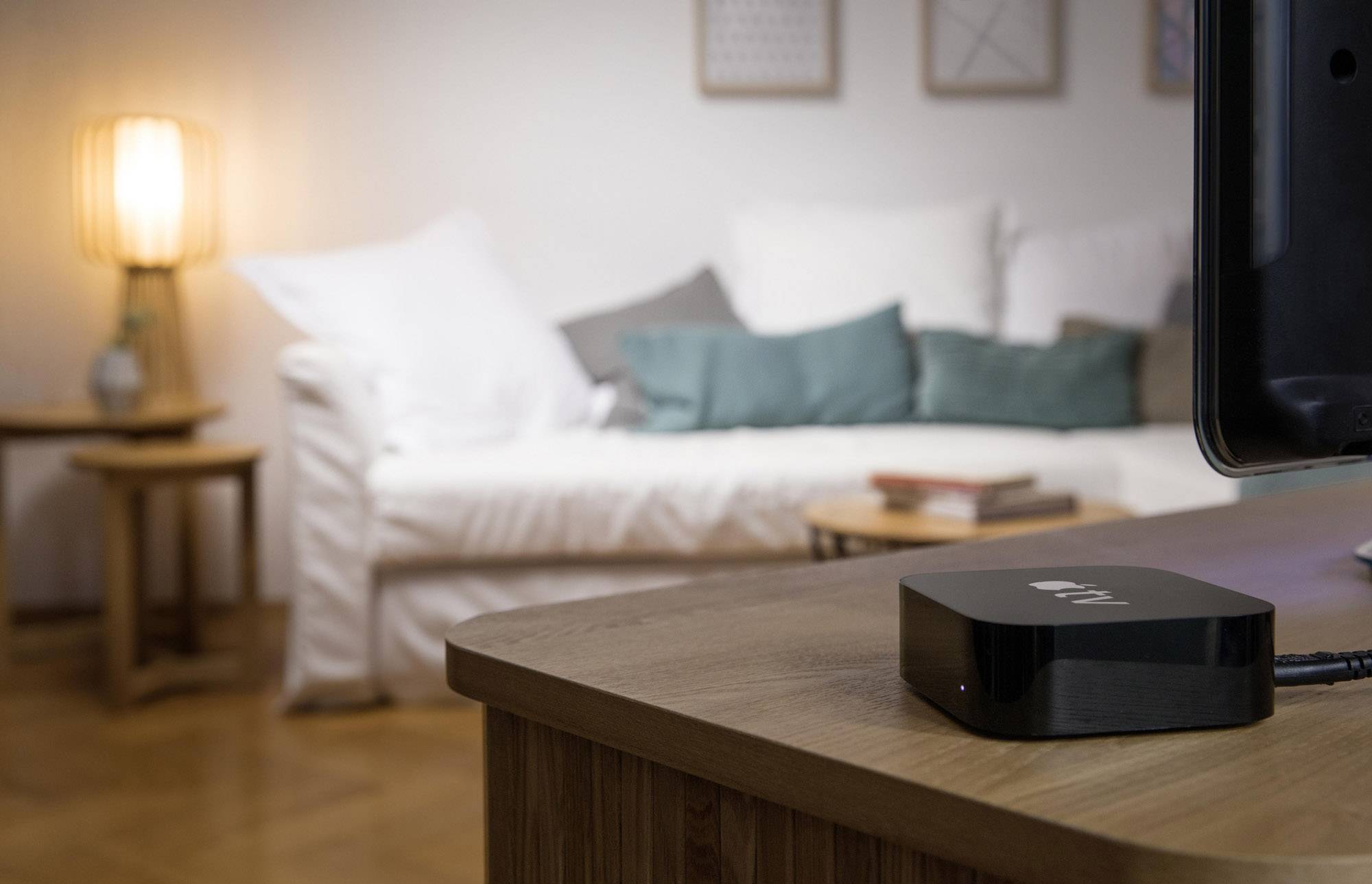 LEDVANCE Smart+ LED-Leuchtmittel (einzeln) E27 9 W EEK: F (A - G) RGBW