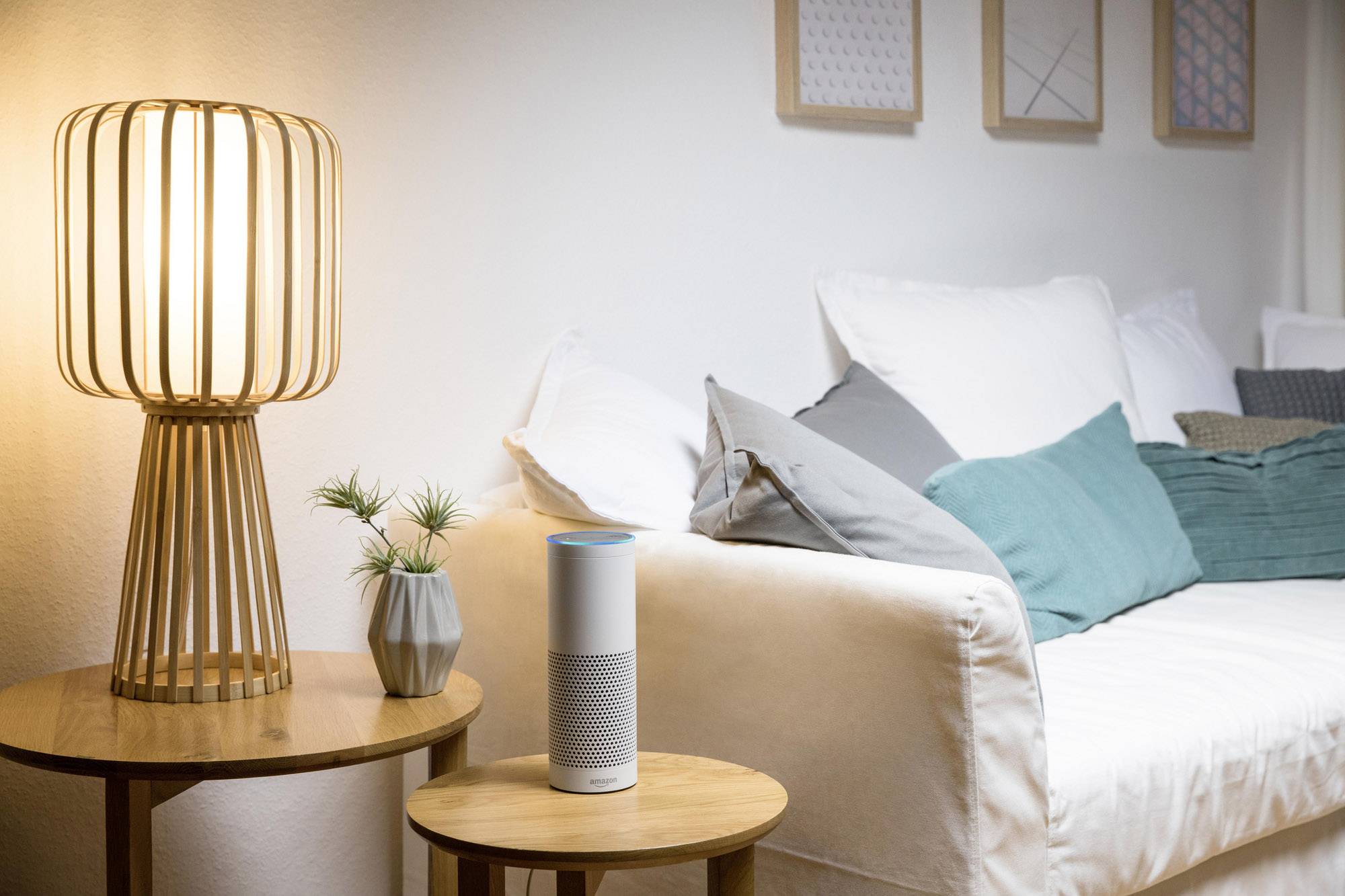 LEDVANCE Smart+ LED-Leuchtmittel (einzeln) E27 9W EEK: F (A - G) RGBW