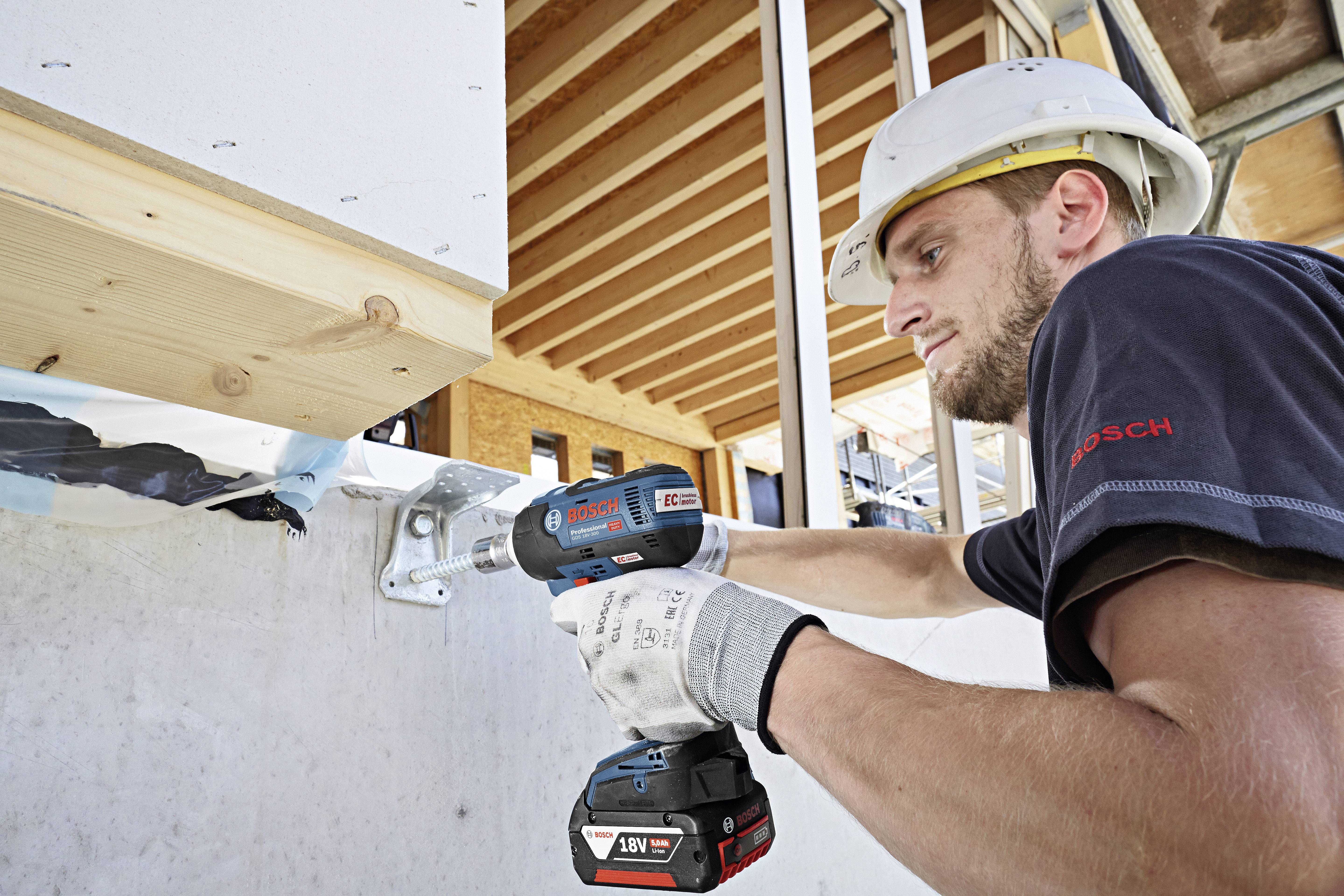 Bosch Professional GDS 18V-300 06019D8202 Akku-Drehschlagschrauber 300 Nm 18 V Anzahl mitgelieferte Akkus 2 4.0 Ah Li-Ion inkl. Koffer, inkl.