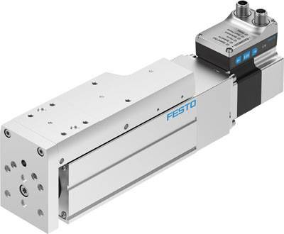 Ein elektrischer Linearantrieb von Festo, silberfarbenes Gehäuse, mit Montage- und Kabelanschlüssen, geeignet für Automatisierung.