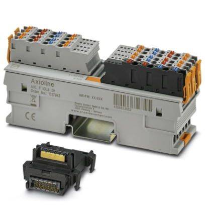 Ein dreiteiliges elektrisches Steckverbindersystem mit mehreren Anschlüssen, in Grau und Orange, zur Verbindung elektrischer Komponenten.