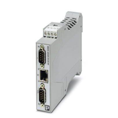 Ein graues industrielles Ethernet-Modul mit mehreren Anschlüssen für Netzwerke und Datenkommunikation. Ideal zur Systemintegration.