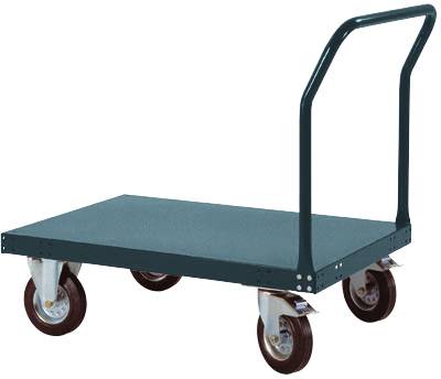 Ein blauer Transportwagen mit vier Rädern und einem Metallschiebegriff, ideal für den Transport schwerer Lasten in Lagerhallen.