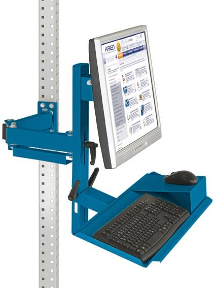 Ein blauer, wandmontierter Computerhalter mit Tastatur- und Mausablage. Der Monitor zeigt eine Webseite an.