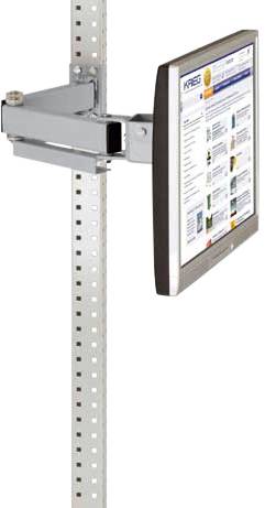 Ein Monitor ist an einem verstellbaren Metallarm befestigt, der an einem perforierten Metallpfosten montiert ist.