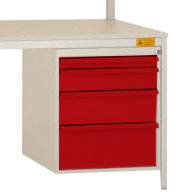 Roter Aktenschrank mit drei Schubladen unter weißer Tischplatte, Teil eines Büromöbels.
